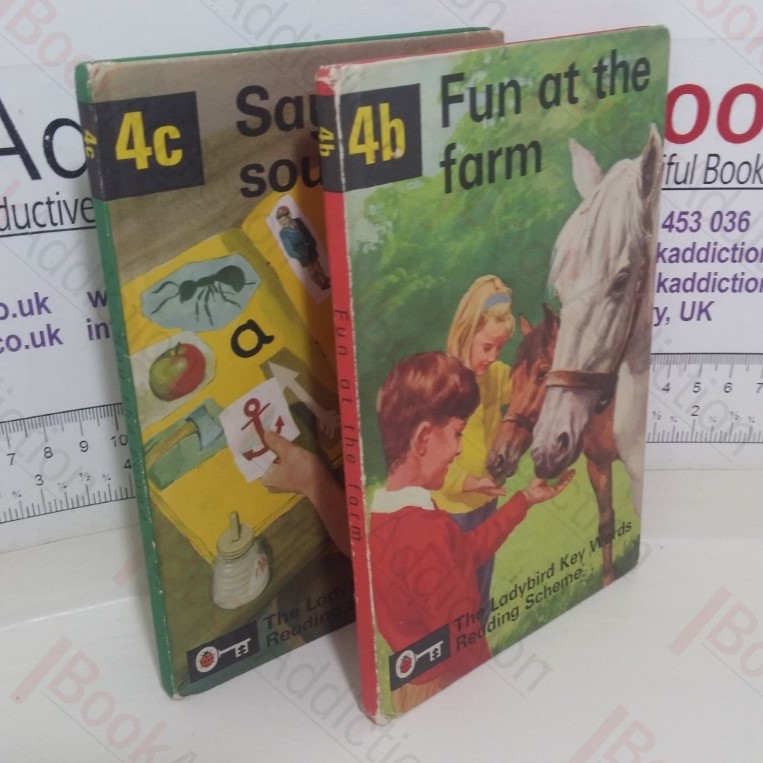 Fun at the Farm; Say the Sound (Ladybird Key Words Reading Scheme, Nos. 4b and 4c) (2 volumes)